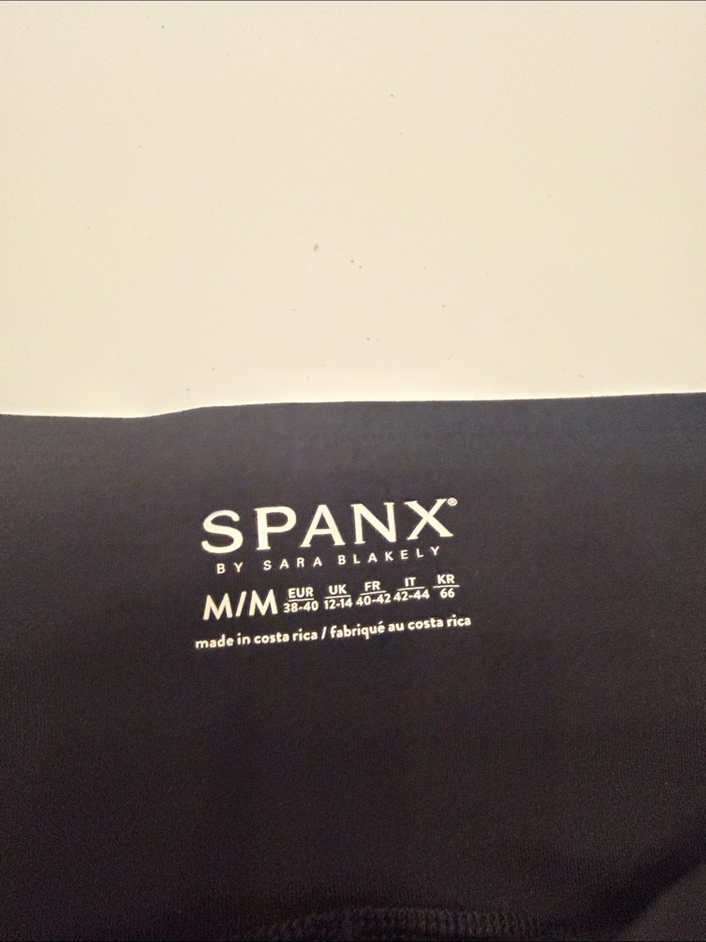 Spanx Compression Capri Leggings - Picture 2 of 5
